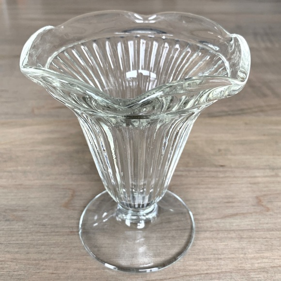 🍨Sundae Glasses🍨 - Picture 3 of 7